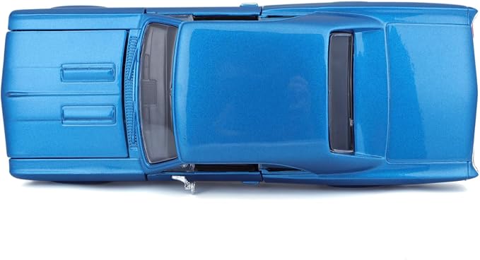 Maisto 1:24 1966 Chevy Chevelle SS 396 Model Car, Multicolor