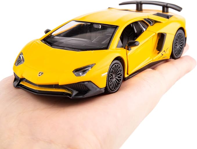 TGRCM-CZ 1/36 Scale Lamborghini Aventador LP770-4 Casting Car Model, Zinc Alloy Toy Car for Kids, Pull Back Vehicles Toy Car for Toddlers Kids Boys Girls Gift (Yellow)