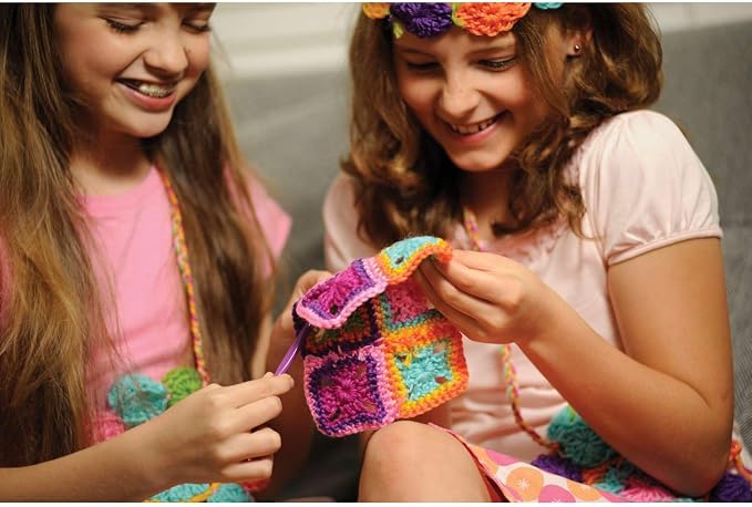 4M Knitting & Crochet Kit for Kids Ages 8-12 β Learn to Knit with French Knitting Reel, Crochet Hooks, Yarn, Scarf & Handbag Projects, Beginner Craft Set for Girls and Boys, STEM Arts & Crafts Gift