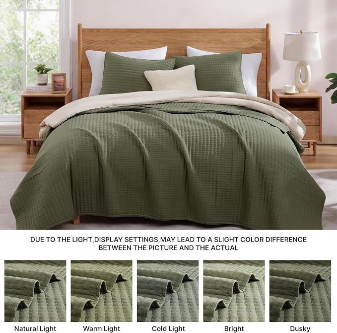 WRENSONGE Oversize Queen Quilt-3 Pieces Lightweight Bedspreads Olive Green Oversize Queen Size Quilt Bedding Set for All Seasons, Soft Summer Coverlet with 2 Pillow Shams Suitable for Bed & Couch