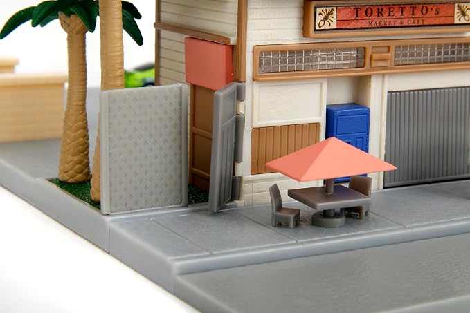Fast & Furious Toretto's Market & Cafe Nanoscene & 2 1.65" Die-cast Cars, Toys for Kids and Adults