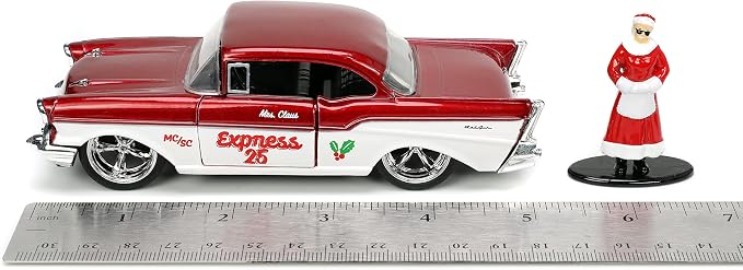 Jada Toys Holiday Rides 1:32 1941 Ford Pickup & 1957 Chevy Bel-Air Die-cast Car with 1.65” Santa Claus & Mrs. Santa Claus Figure, Toys for Kids and Adults