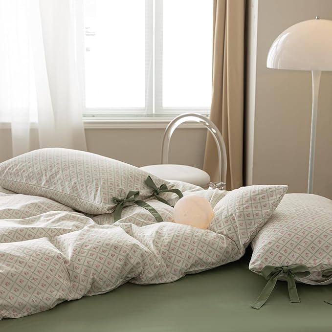 LifeTB Pink Flower Comforter Set Twin XL 3 Pieces Chic Plaid Grid Comforter with 2 Bow Ties Pillowcases Cute Botanical Cottagecore Bedding Set Girls Coquette Bedding Comforter Twin XL Comforter Set