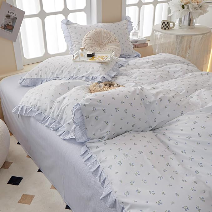 Reversible Ruffle Comforter Set Full Size Vintage Botanical Floral Bedding Comforter with 2 Pillowcases Boho Blue Floral Comforter Girls Flowers Coquette Bedding Set Fluffy Farmhouse Bed Comforter Set