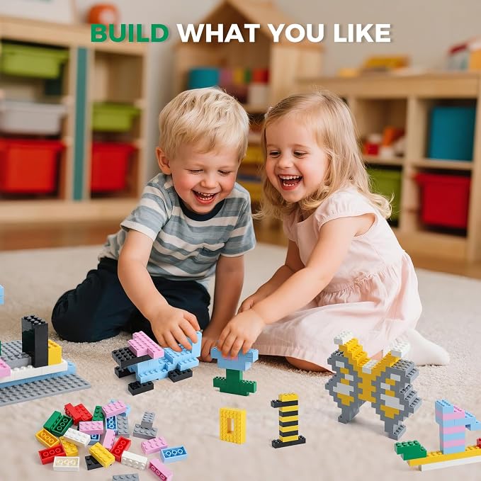 HUIZDQ 2x4 Bricks 500 Piece Classic Building Bricks and 1 Gray Baseplate, 2x4 Bricks Bulk Creative Building Toys, Blocks Bulk for Kids Ages 6+, 8 Colors