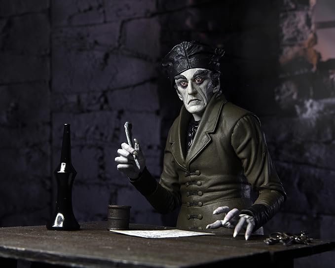 NECA - Nosferatu - Ultimate Count Orlok 7In Action Figure