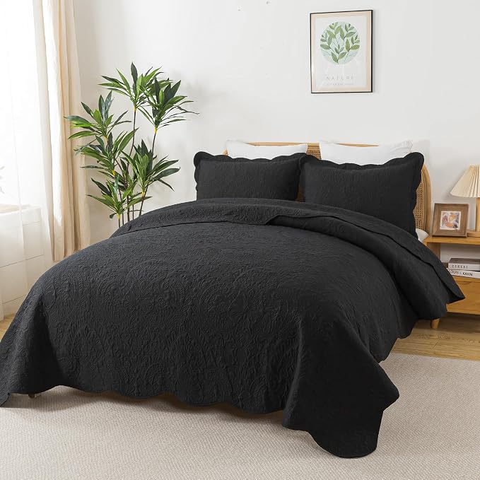 HoneiLife Queen Quilt Bedding Set - Microfiber Quilt Sets for Queen Bed, 3-Piece Lightweight Bedspreads,Reversible Coverlets Rustic Bedlinen Sets, Floral Bedding Set All Season Quilts-Black