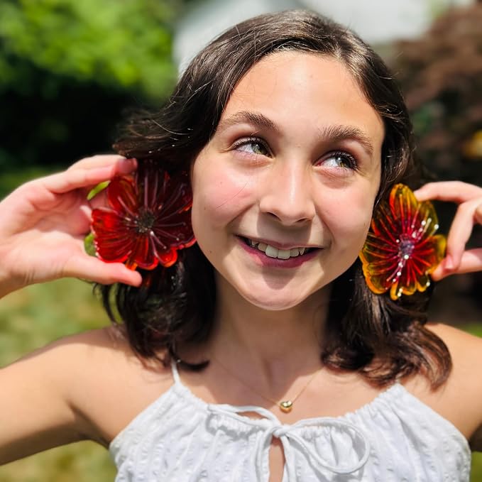 SunnyLifeStudios Butterfly Suncatcher Craft Kit for Kids ā Stained Glass Window Art Kit with Activity Book & Paint Set | DIY Craft Gift Ages 8ā12+