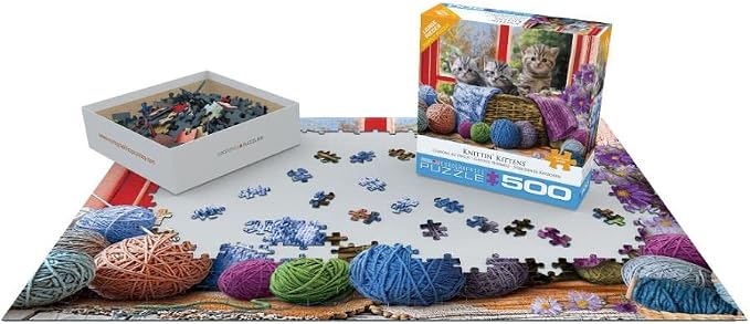 Knittin' Kittens