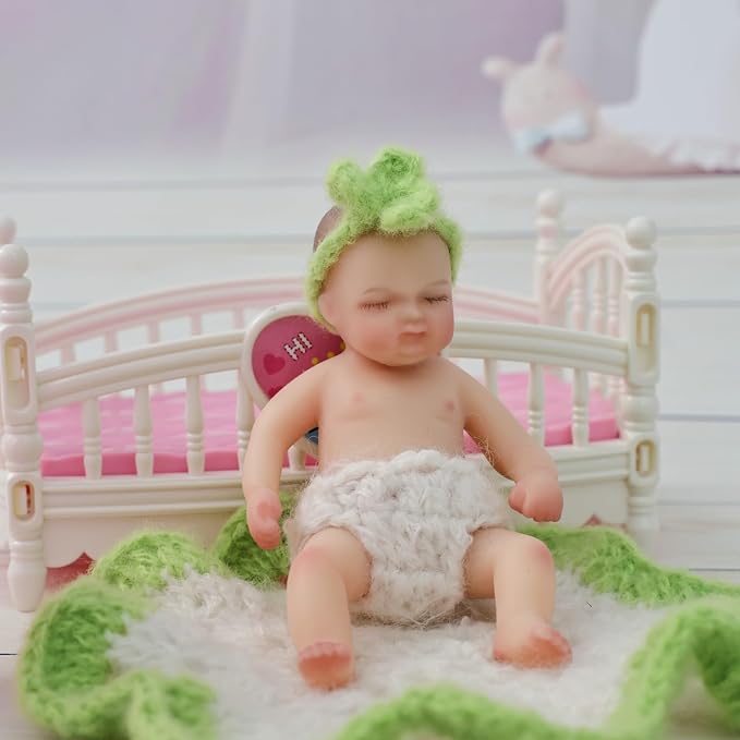 4inch Mini Platinum Silicone Reborn Baby Doll, Tiny Silicone Baby Dolls，Realistic Newborn Baby Dolls Full Body Stress Relief, Decoration, Gifts, Collectible