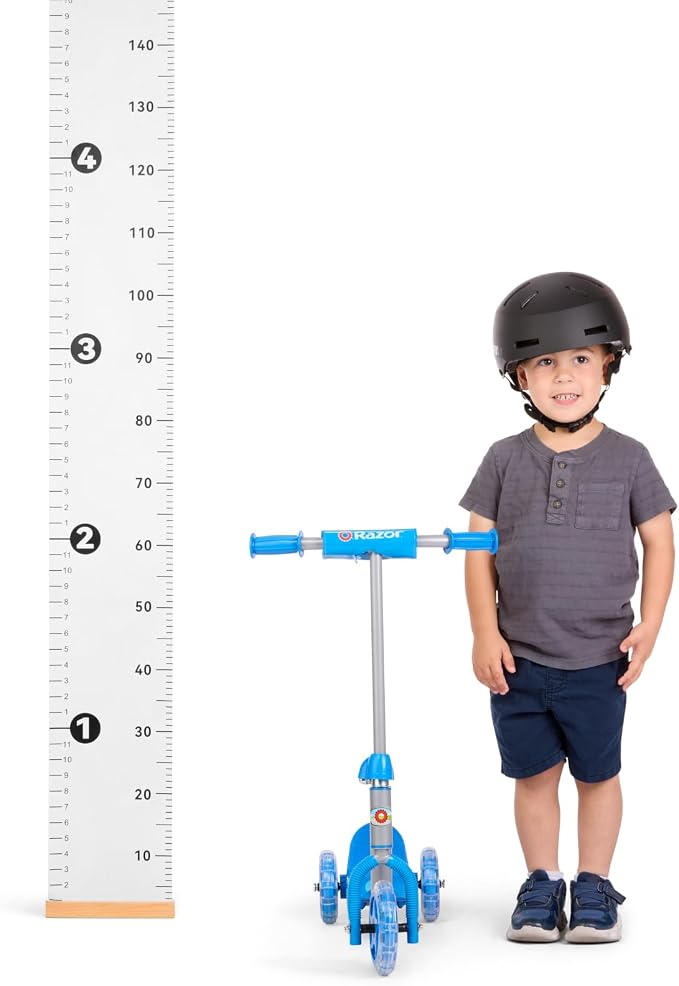 Razor Jr. Lil’ Kick – 3-Wheel Kick Scooter for Younger Children (Ages 3+), Max Rider Weight 44 lb (20 kg)