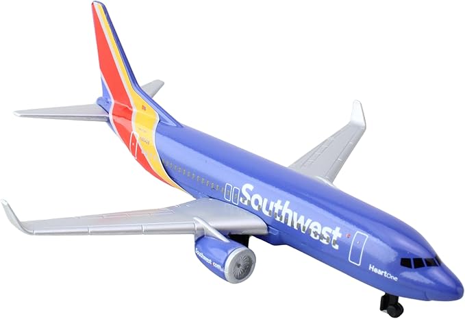 Daron Alaska Airlines Airport Playset with Die-Cast Metal Model Airplane with Plastic Parts, Cars and Transportation Toys for Kids Ages 3+