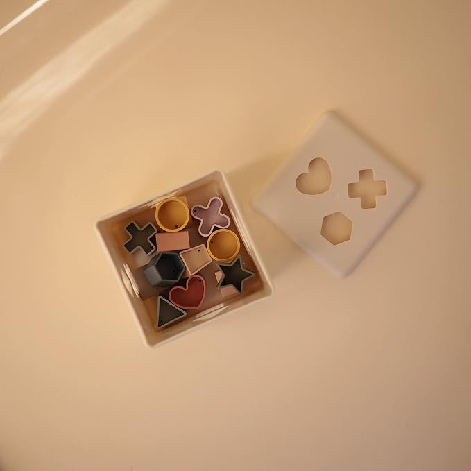 Shape Sorter by Mushie