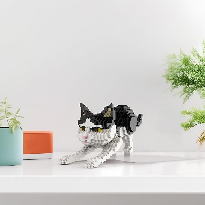 Larcele Cat Mini Building Blocks Animal Set, DIY Micro 3D Building Toy Bricks,1390 Pieces KLJM-05(Black and White Cat)