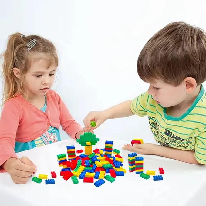 Taken All 120Pieces Classic Building Bricks Blocks Toy Set 2x4 MOC Building Basic Bricks Parts and Pieces Compatible with Major Brands Construction Toys for Kids 6 yr+ (Red, Yellow, Blue, Green)