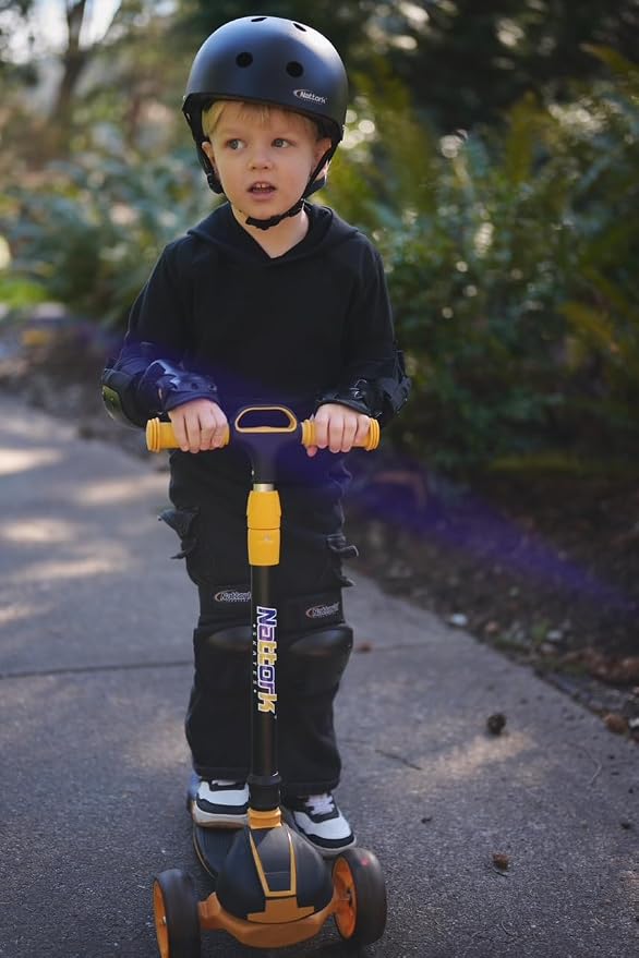 Nattork Kids Scooter for Age 3-8, Toddler Scooter with 4 Adjustable Height for Boys & Girls, Light Up 3-Wheels Foldable Kick Scooter, Lean to Steer, 120LB Weight Capacity