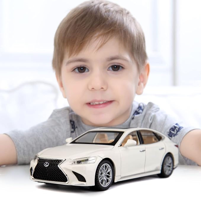 BDTCTK 1/32 Compatible for Lexus Ls500h Model Car, Zinc Alloy Pull Back Toy car with Sound and Light for Kids Boy Girl Gift(White)