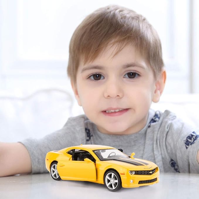 TGRCM-CZ 1/36 Chevrolet Camaro Bumblebee Diecast Car, Pull Back Toy with Open Doors, Toy Car for Toddlers Kids Boys Girls Gift，Yellow