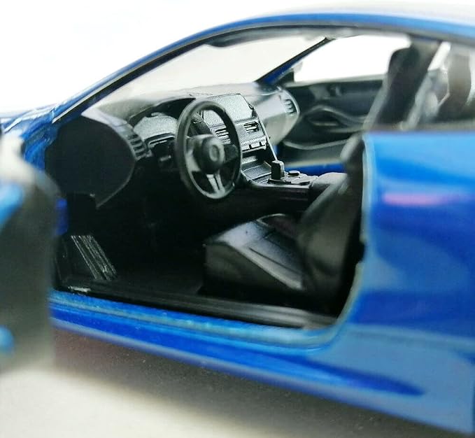KiNSMART BMW M8 Competition 1:36 Scale 5" Die Cast Metal Model Toy Super Car w/Pullback Action (Blue)