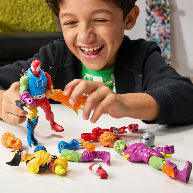 SPIDER-MAN MixMashers Marvel Scarlet Spider Custom Mix-and-Match Action Figure & Accessories, 5-Inch-Scale (12 cm) Super Hero Toys for Kids Ages 4+