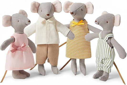 Giant bean Mouse Toys for Kids, 4 PCS Hand Made Mouse Family Dolls with Removable Clothes, Suitable for Infants, Boys and Girls, Dollhouse People