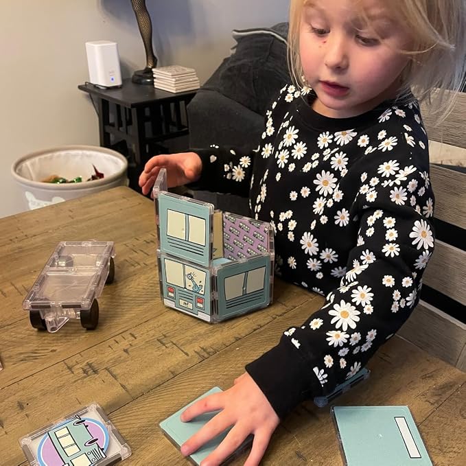 CreateOn Mo Willems - Don't Let the Pigeon Drive the Bus Magnetic Tiles, Magnetic Toy, Travel Toys, Classroom Sensory Toy Blocks, STEM & Montessori Tools for Boys & Girls Ages 3+ (16 Pieces)