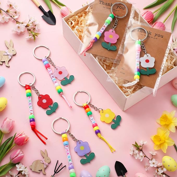 Suncalla 984 Pcs 24 Set Teacher Keychain Making Crafts Kit End of Year Teacher Keychain Gifts DIY Thank You for Helping Me Grow Gifts Flower Charm Name Letter Beads Cards Strings Kit