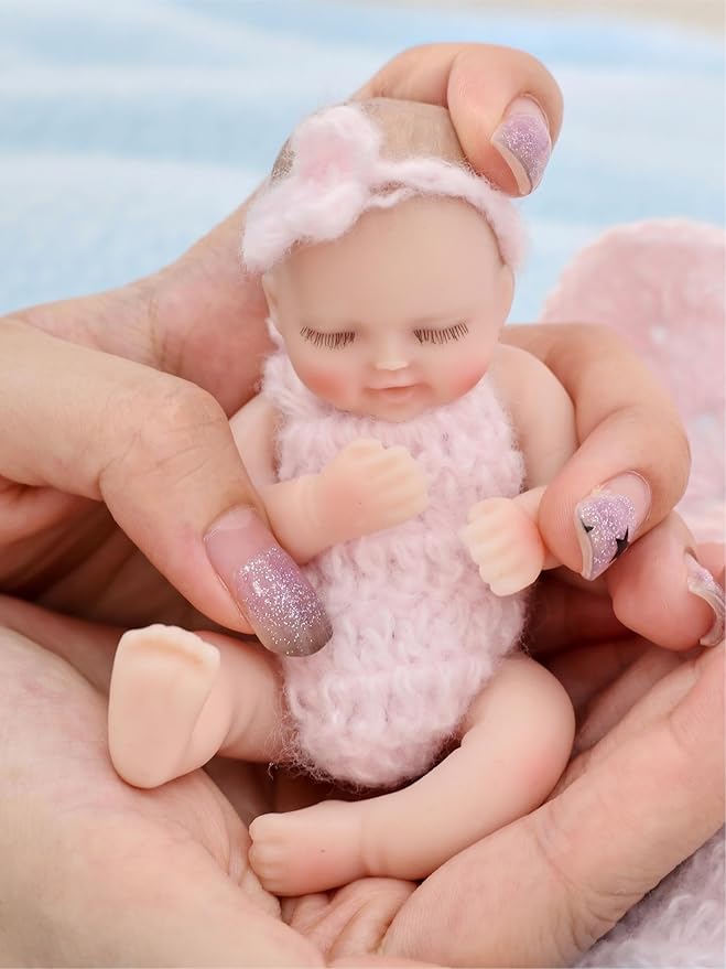 5 inch Mini Platinum Silicone Reborn Baby Doll, Tiny Silicone Baby Dolls，Realistic Newborn Baby Dolls Full Body Stress Relief, Decoration, Gifts, Collectible