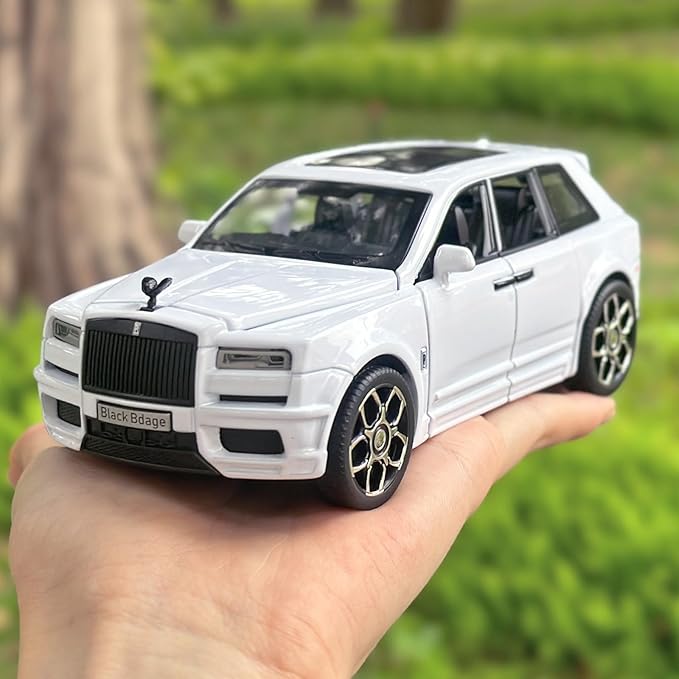OANMYJJO Collectibles Exquisite Car Model 1:32 Rolls-Royce Cullinan Die Cast Metal Model Cars,Pull Back Toy Cars with Light and Sound,Cars Toys Gifts for Age 3+ Year Old Boys（White）