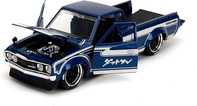 Jada Toys JDM Tuners 1:24 Scale Die-Cast 1972 Datsun 620 Pickup – Opening Doors, Detailed Interior, Rubber Tires, Collectible for Ages 8+(Gloss Blue)