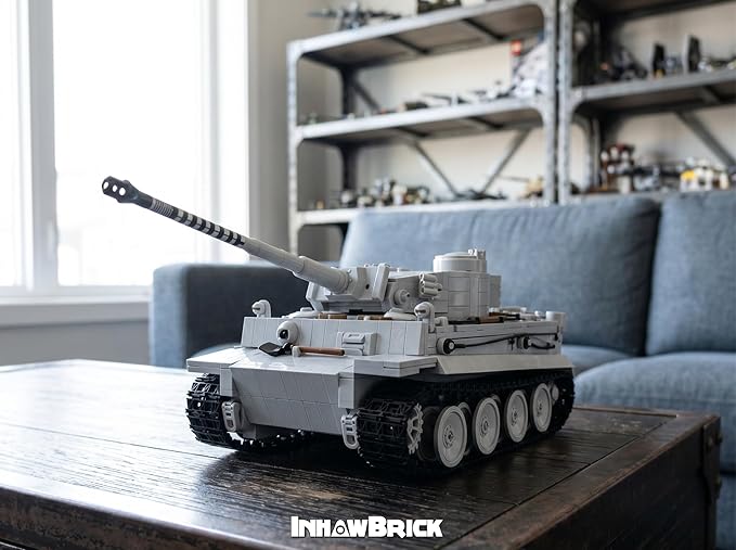 WW2 Tiger S04 Panzer VI Model Kit, Military Tank Building Blocks, 1544PCS PCS Standard Building Bricks Heavy Tank Set, White German War Vehicle Collectible for Adults Teens