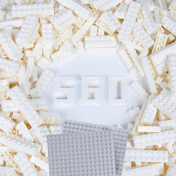 Cabeeskii 560 Pieces White Classic Building Blocks Bulk with 2 Base Plates, Building Bricks in 7 Size, Compatible with All Major Bricks, for Kids & MOC Lovers