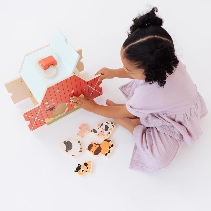 Pearhead Farm Animal Shape Sorter – Wooden Barn with 6 Chunky Animal Blocks, FSC-Certified, Flip-Up Roof & Carrying Handle, Montessori Pretend Play Toy for Boys and Girls, 2 3 4 Year Old