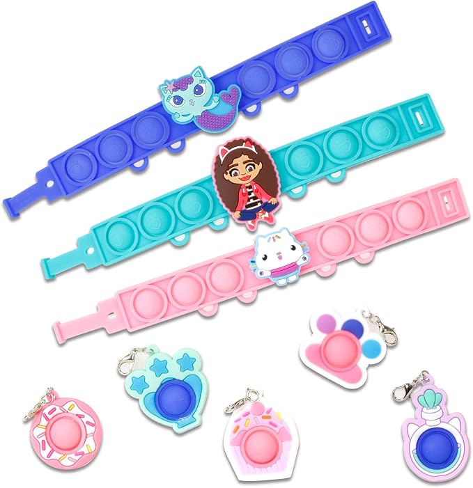 Tara Toys Gabby's Dollhouse Pop-Eeze Bracelet Activity Set Snap Bead Jewelry Kit for Kids with Charms & Carry Case DIY Craft Gift for Girls Ages 3+ Inspired by DreamWorks Gabby