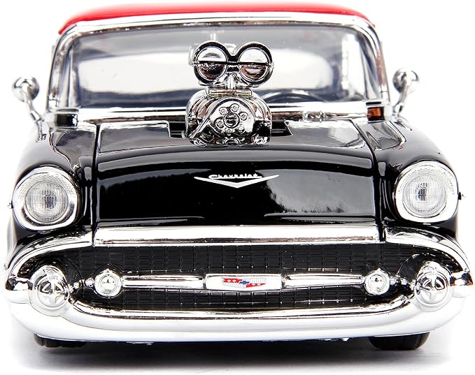 Jada Big Time Muscle 1:24 1957 Chevy Bel Air Die-Cast Car (Black/Red)