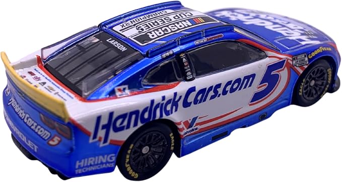 Hendrick Motorsports Amazon Exclusive - 1:64 Diecast Replica - Candy Finish - Kyle Larson #5 Champion