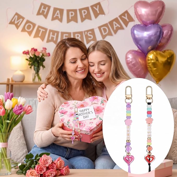 Landical 564 Pcs DIY Bead Keychain Kit Heart Shaped Key Chain Making Craft Adjustable Letter Name Beads String Mama Gift Alphabet Jewelry Backpack Accessories Holiday Party Favor(Flower,Clear Color)