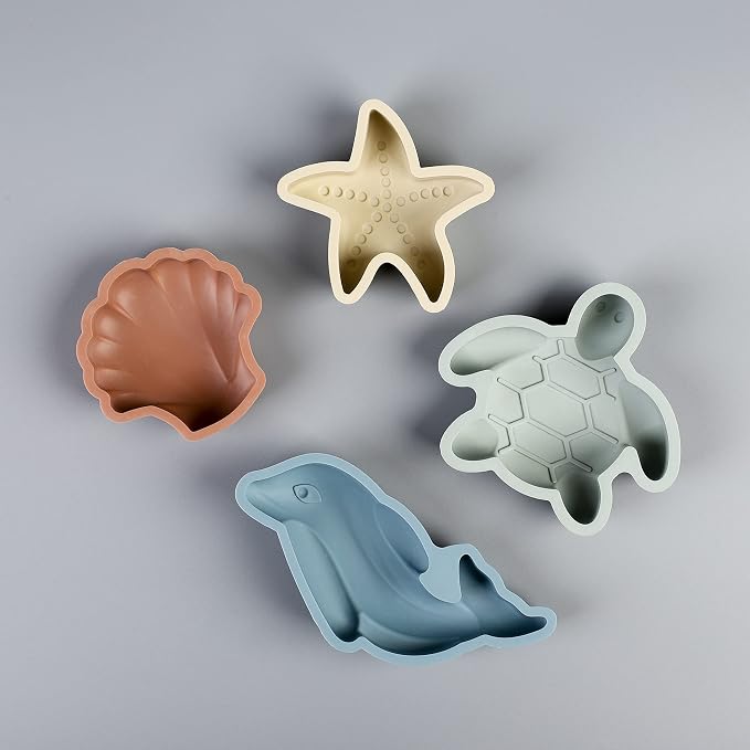 BLUE GINKGO Silicone Beach Toys - Modern Baby Beach Toys | Travel Friendly Beach Set | Silicone Bucket, Shovel, 4 Sand Molds, Beach Bag | Silicone Sand Toys for Toddlers, Kids - Beige