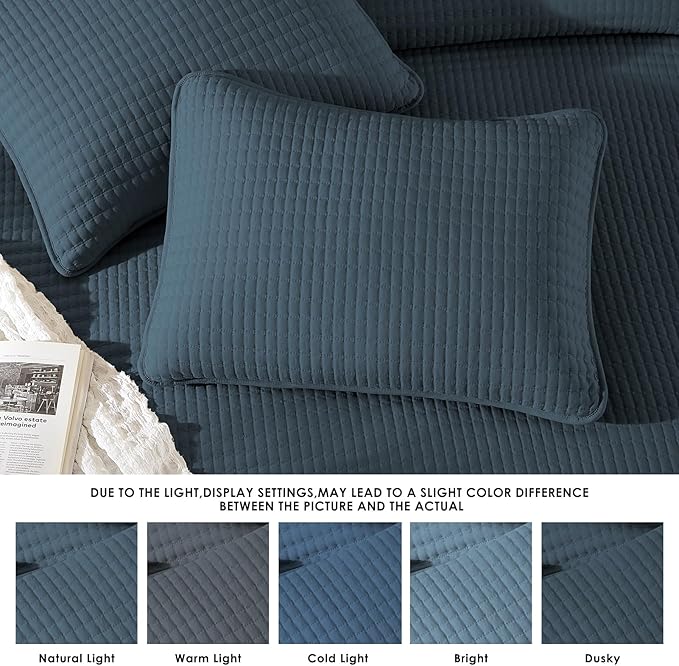 WRENSONGE King Size Quilt-3 Pieces Lightweight Navy Blue Bedspreads King Quilt Bedding Set for All Season, Soft Summer Coverlet with 2 Pillow Shams Suitable for Bed & Couch