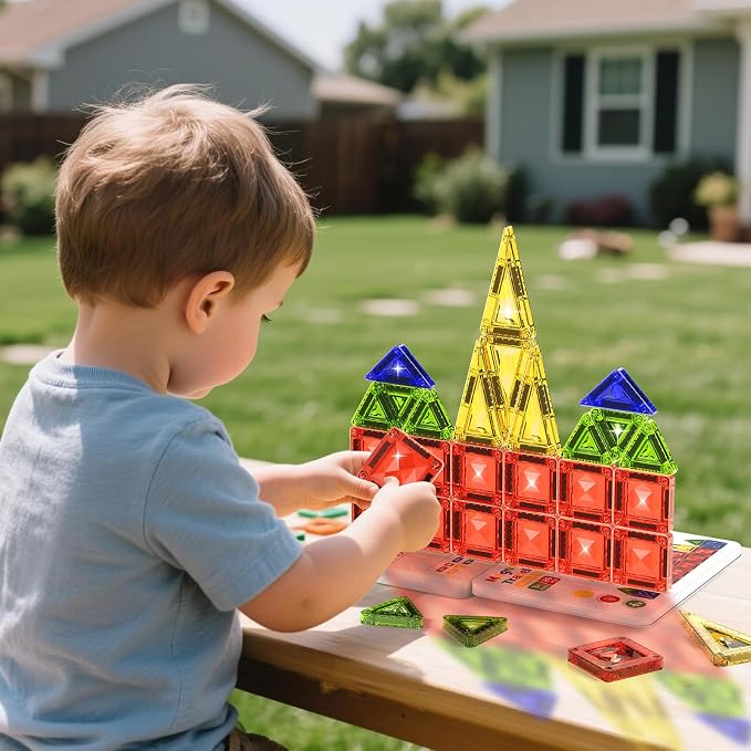 WMXDU Magnetic Tile Mini Diamond Set Travel Size Magnetic Building Toys with Iron Case, Kid's Travel Essential On-The-Go Magnet Construction Toy Set STEM Development Kit Ages 3+, 26-Piece