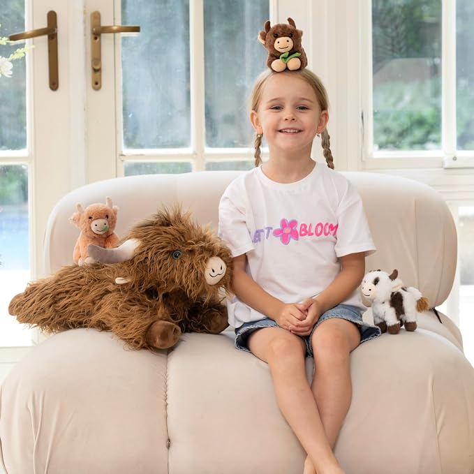 MorisMos Highland Cow Stuffed Animal with Baby Inside Belly,20'' Mommy Brown Highland Cow Gift for Kid Girl Boy Hyland Cow Pillow, Cute Farm/Wildlife Stuffed Animals for Birthday Party Decor