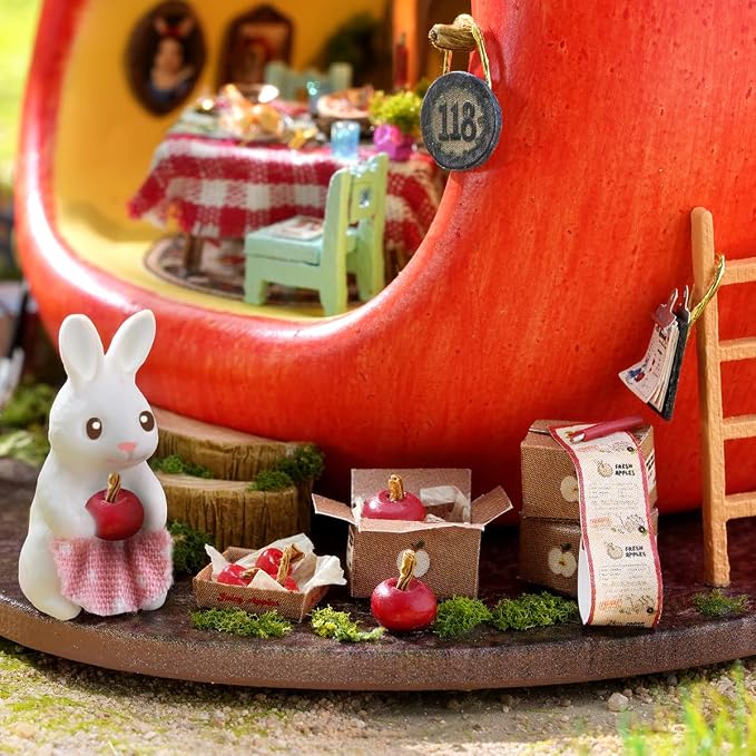 DIY Miniature Fruit Scene Dollhouse Kit, 1:72 Scale Handmade Craft Model with Mini Fruit Accessories, Creative 3D Wooden Puzzle Building Set for Adults, Compact Home Decor Gift