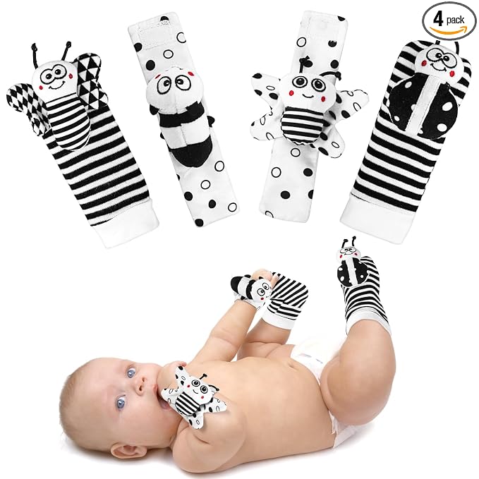 Baby Rattle Socks & Wrist Toys for Newborns, 0-12 Months, High Contrast Black & White Toys for Brain Development, Infant Gift Boy and Girl