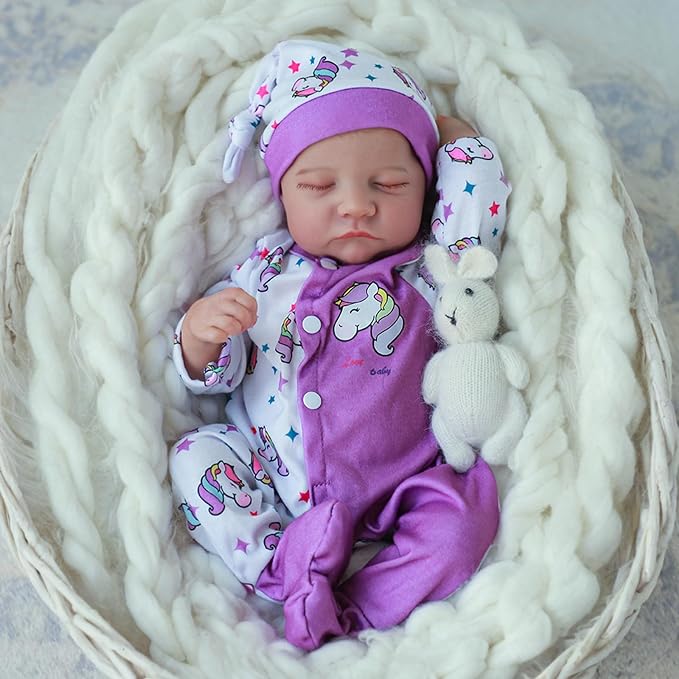 WOOROY Realistic Reborn Baby Dolls, 18 Inch Full Vinyl Body Lifelike Girl Doll, Real Life Newborn Baby Doll, Sleeping Baby Doll with Accessories Gifts Toy for Kids Age 3+
