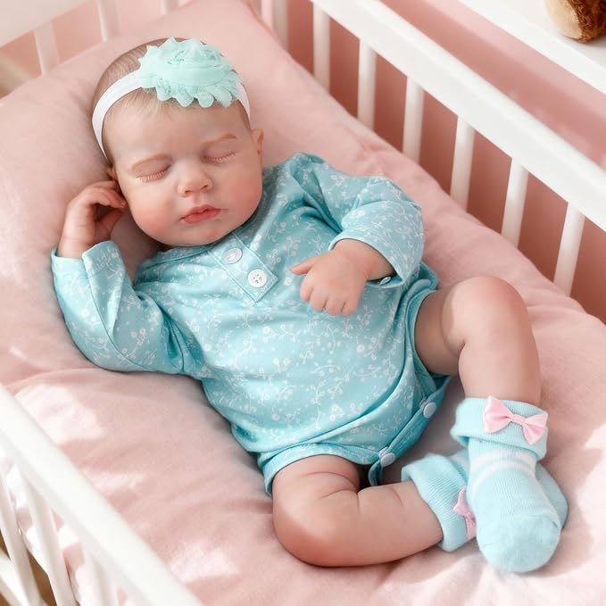 WOOROY Realistic Reborn Baby Dolls Girl - 20 Inch Lifelike Newborn Full Body Vinyl Sleeping Real Life Baby Doll, Handmade Poseable Doll with Accessories Gift Companion for Kids Age 3+