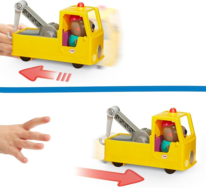 Peppa Pig Granddad Dog's Tow Truck Construction Vehicle and Figure Set, Preschool Toys for Boys and Girls 3 Years and Up