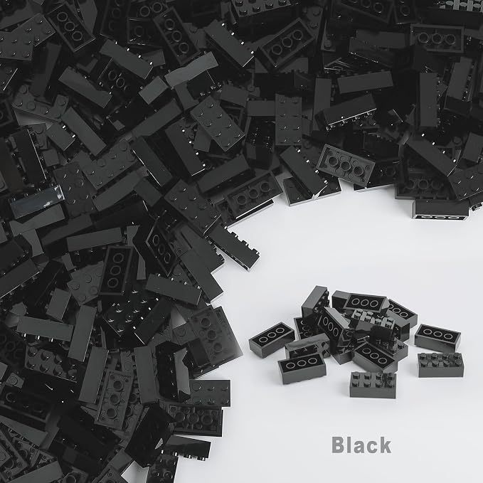 HUIZDQ 500 Piece Classic Building Bricks and 1 Gray Baseplate, 2x4 Bricks Bulk Creative Building Toys, Blocks Bulk for Kids Ages 6+, Black(Small Bricks, 1.25x0.62x0.47 in)
