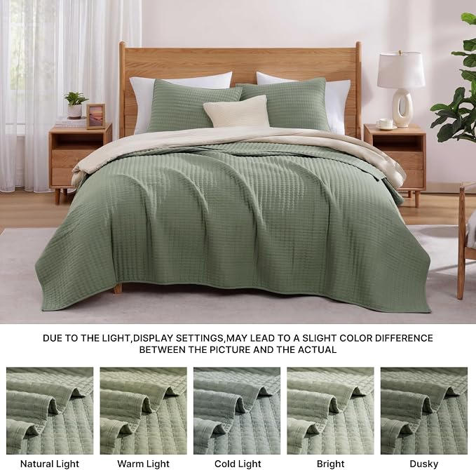 WRENSONGE Oversize Queen Quilt-3 Pieces Lightweight Bedspreads Sage Green Oversize Queen Size Quilt Bedding Set for All Seasons, Soft Summer Coverlet with 2 Pillow Shams Suitable for Bed & Couch