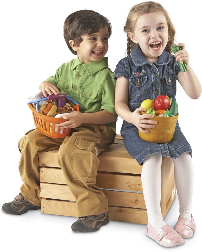 Learning Resources New Sprouts Deluxe Market Set - Pretend Play Kitchen, Fruit Basket, Toddler Outdoor Play Food Toys, Kids Playset, Shopping Basket, Fine Motor Skills, Montessori Sensory Cooking