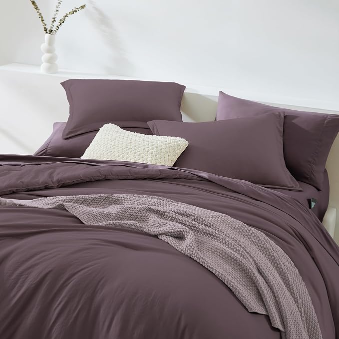 WRENSONGE Queen Comforter Set - 7 Pieces Artic Plum Soft Bed in a Bag Queen with Fitted Sheet, Flat Sheet, 2 Pillow Shams, and 2 Pillowcases- Warm Bedding Sets for All Season